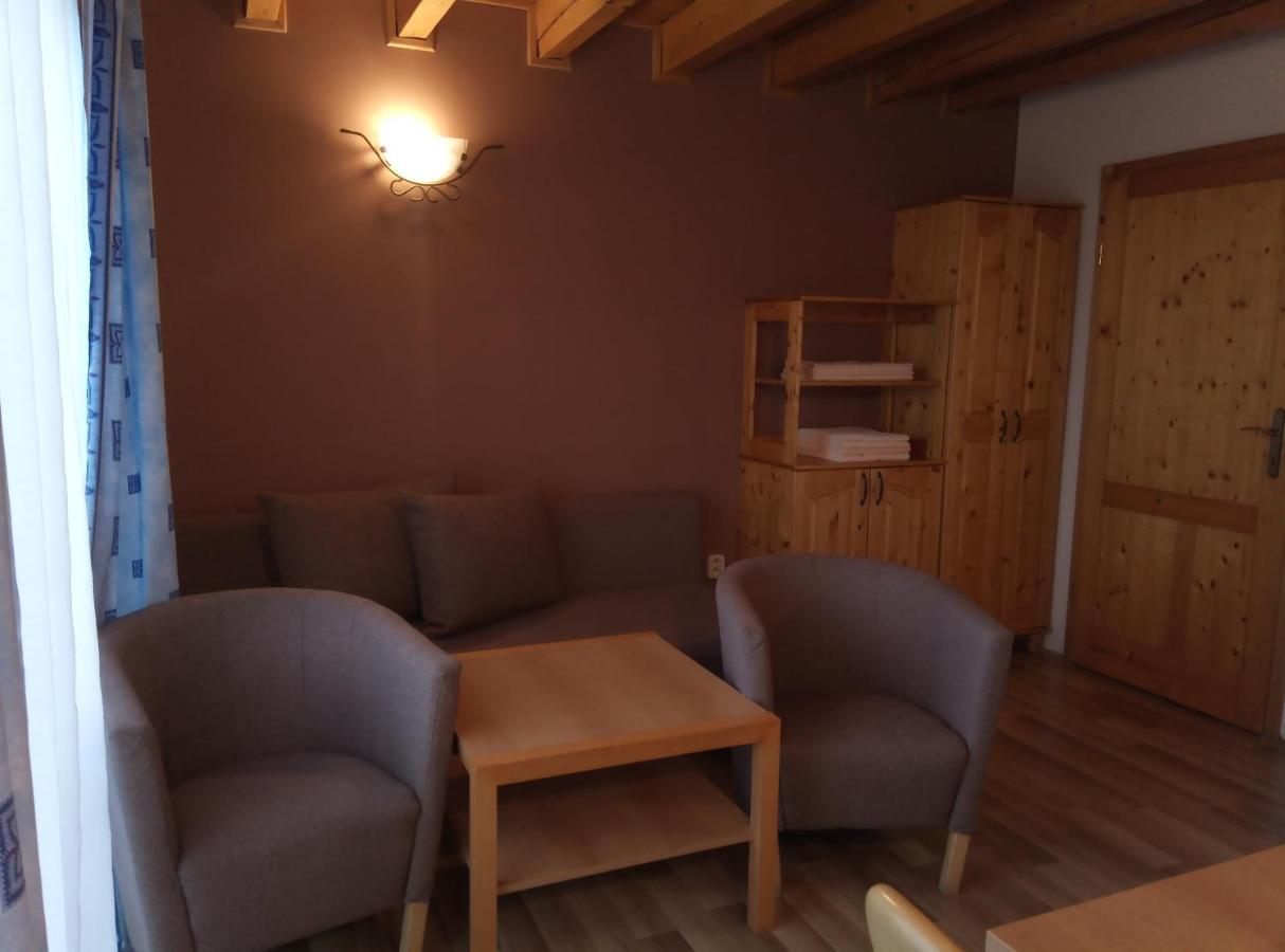 Apartmany Holiday Tatralandia Liptovsky Mikulas Bagian luar foto