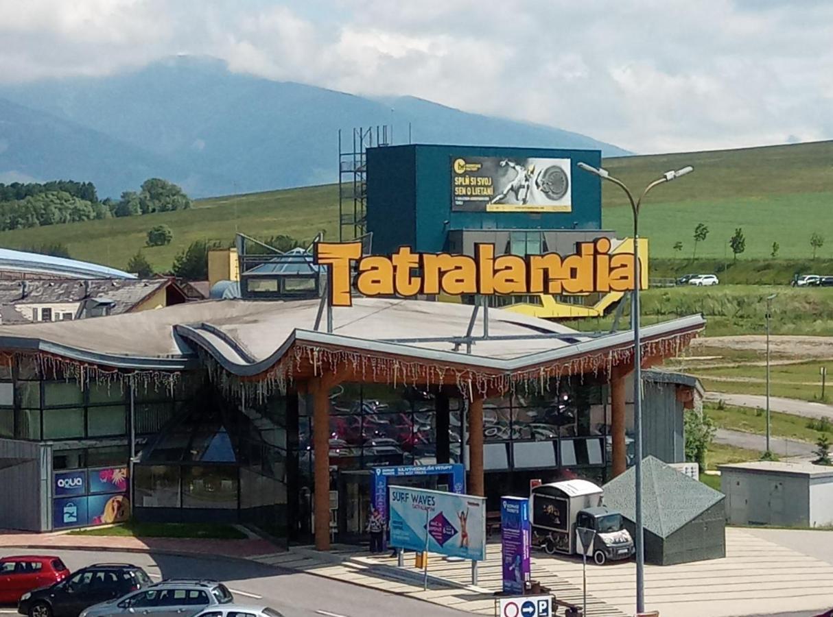 Apartmany Holiday Tatralandia Liptovsky Mikulas Bagian luar foto