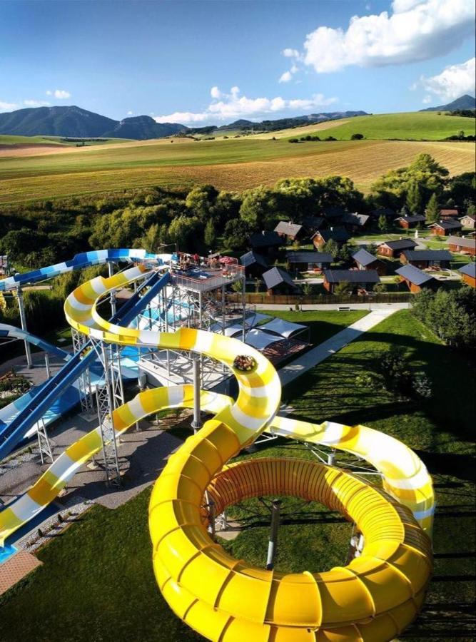 Apartmany Holiday Tatralandia Liptovsky Mikulas Bagian luar foto
