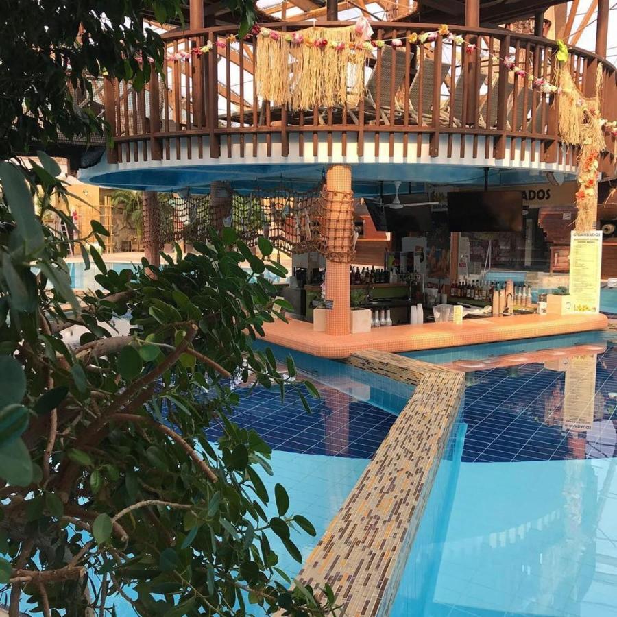 Apartmany Holiday Tatralandia Liptovsky Mikulas Bagian luar foto
