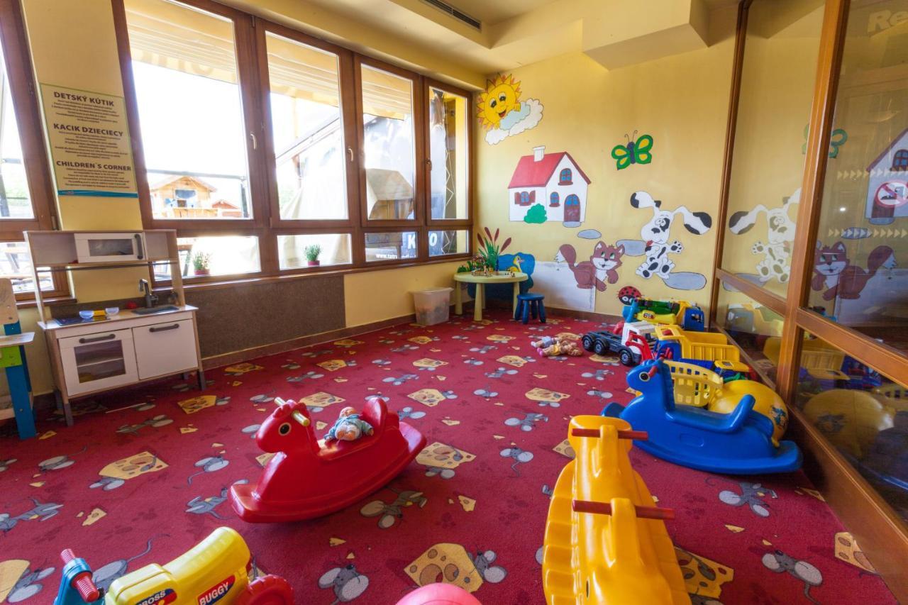 Apartmany Holiday Tatralandia Liptovsky Mikulas Bagian luar foto
